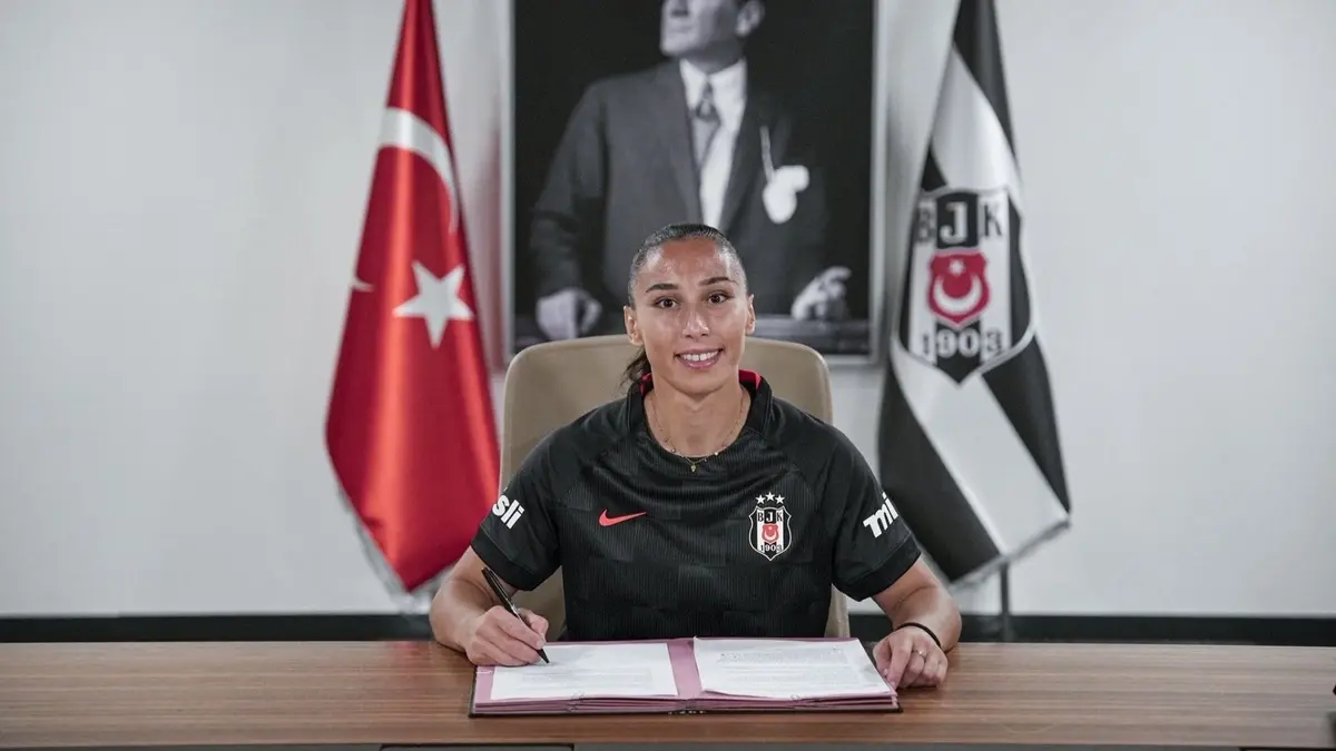 Amira Ould Braham, Beşiktaş'ta!