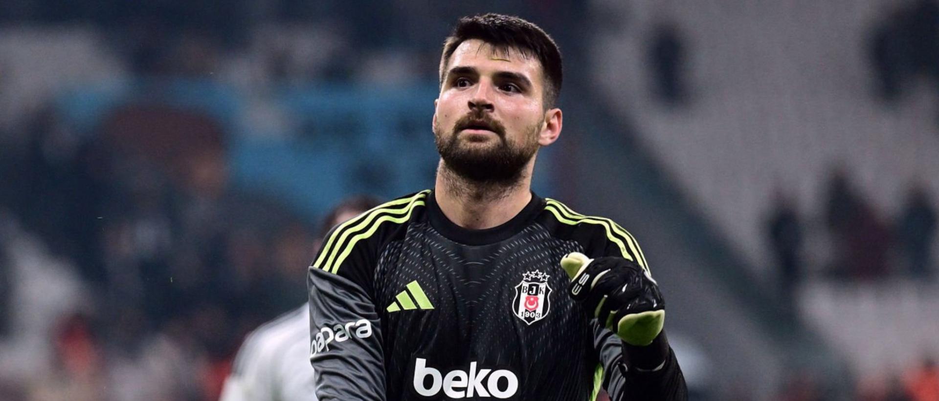 Beşiktaş'ta, kaleci transferi için yoğun mesai!