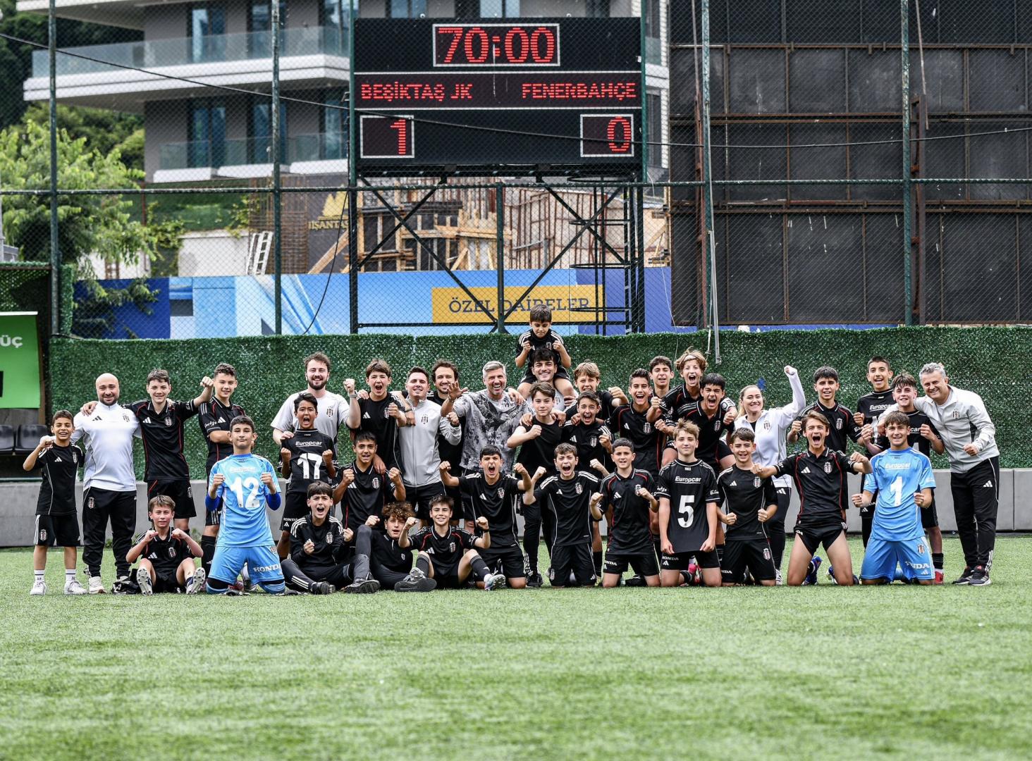 Beşiktaş U-13 Takımı, F.bahçe'yi tek golle geçti!