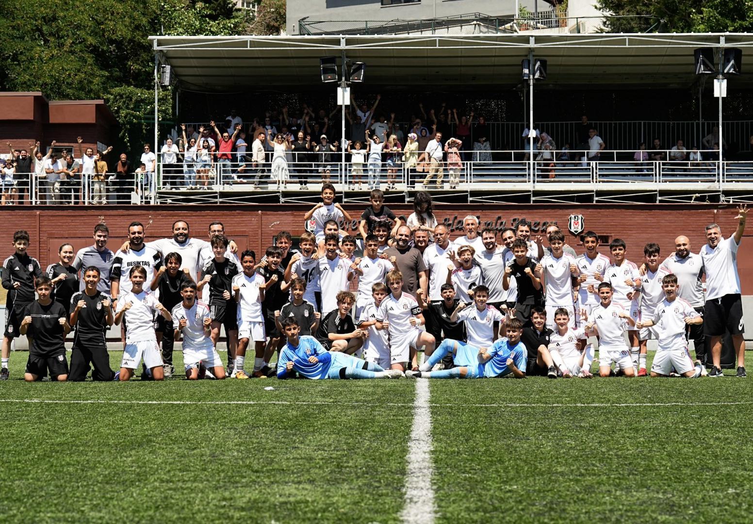U-13 Gelişim Ligi 1. Grupta Şampiyon Beşiktaş!