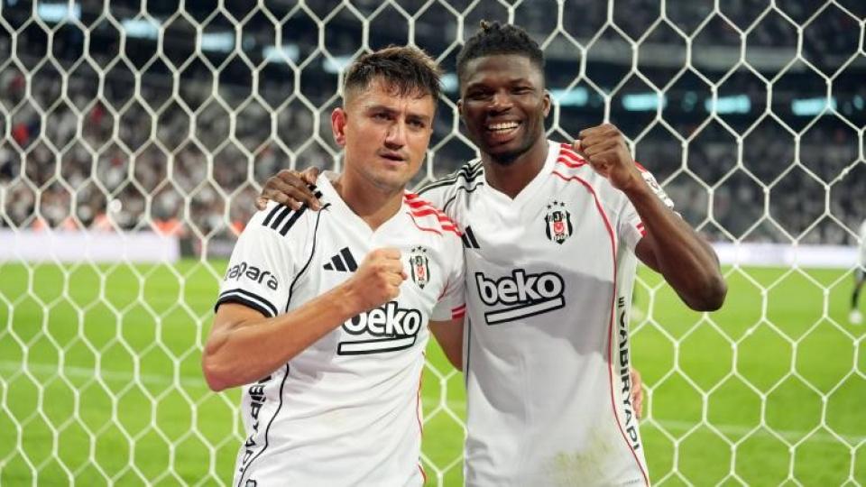Beşiktaş'ta 7 oyuncu ile yollar ayrıldı!