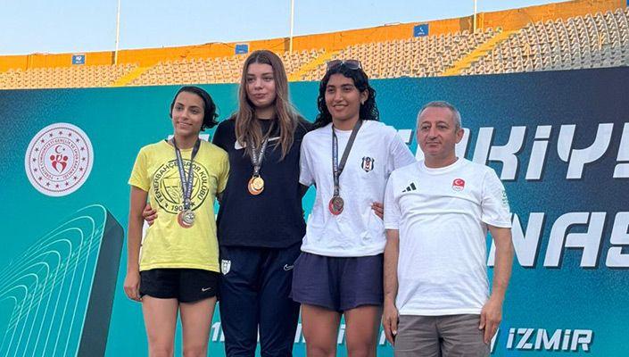 Nisanur Özdoğan, U-18 Türkiye Atletizm Şampiyonası’nda 3. Oldu