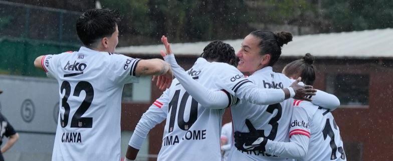 Beşiktaş, evinde farklı kazandı!