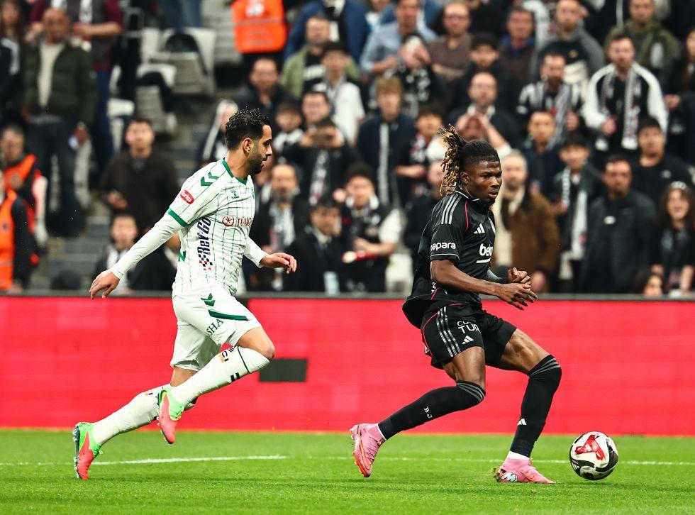 Beşiktaş, Ziraat Türkiye Kupası'na yarı finalde veda etti!