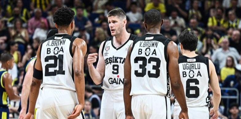 Beşiktaş, F.bahçe deplasmanında mağlup!