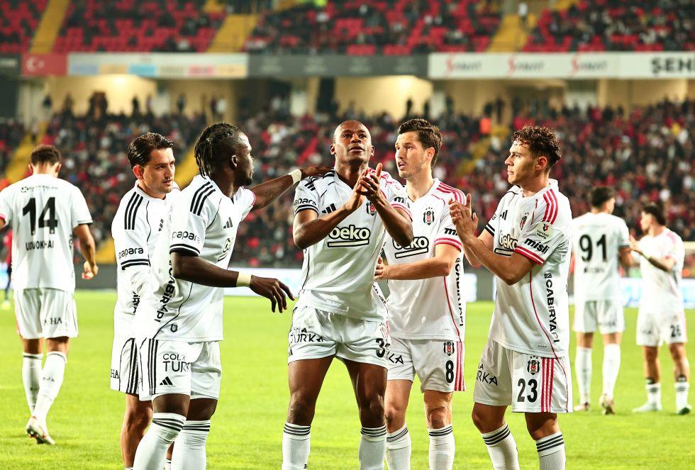 Beşiktaş, Gaziantep'te 2 golle güldü!