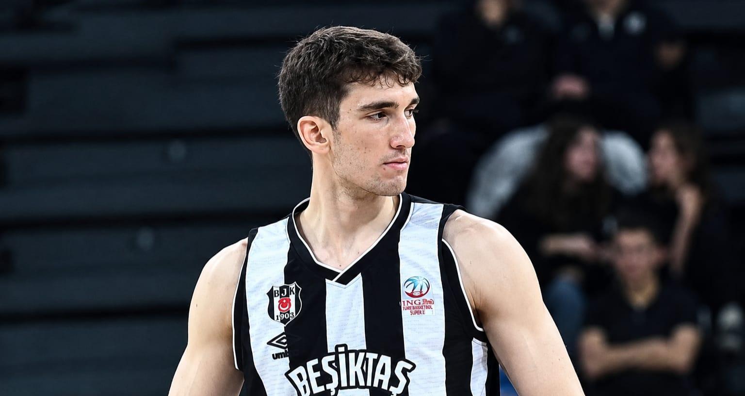 Ata Özbek, Beşiktaş'a veda etti!