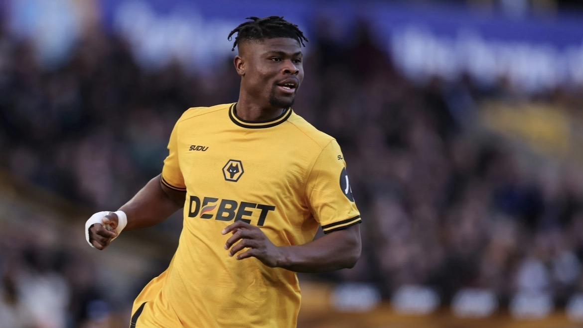 Beşiktaş’ta stoperde Agbadou sesleri!