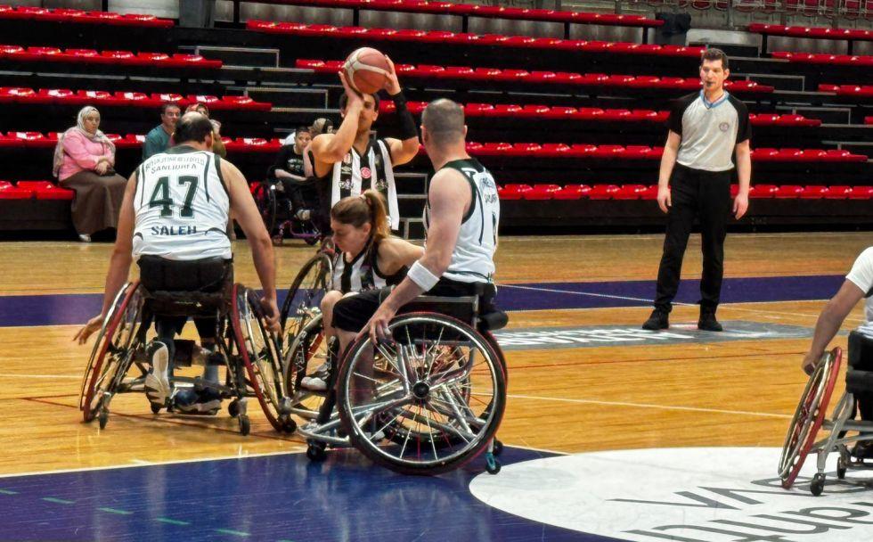 Beşiktaş Tekerlekli Sandalye Basketbol Takımı'nın, Tekerlekli Sandalye Basketbol Süper Ligi Play-Off Yarı Final programı belli oldu!