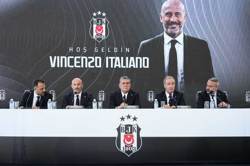 Vincenzo Italiano için imza töreni düzenlendi!