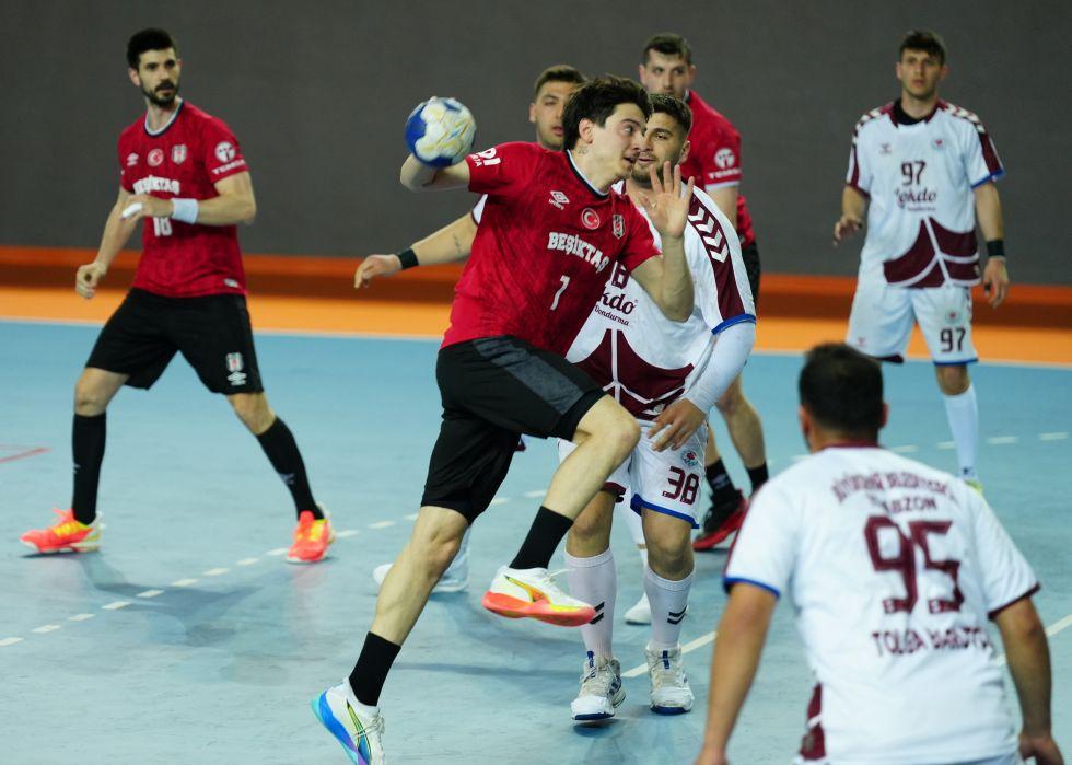 Beşiktaş, Trabzon deplasmanında galip!