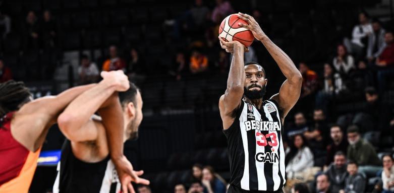 Beşiktaş Gain, derbide mağlup!