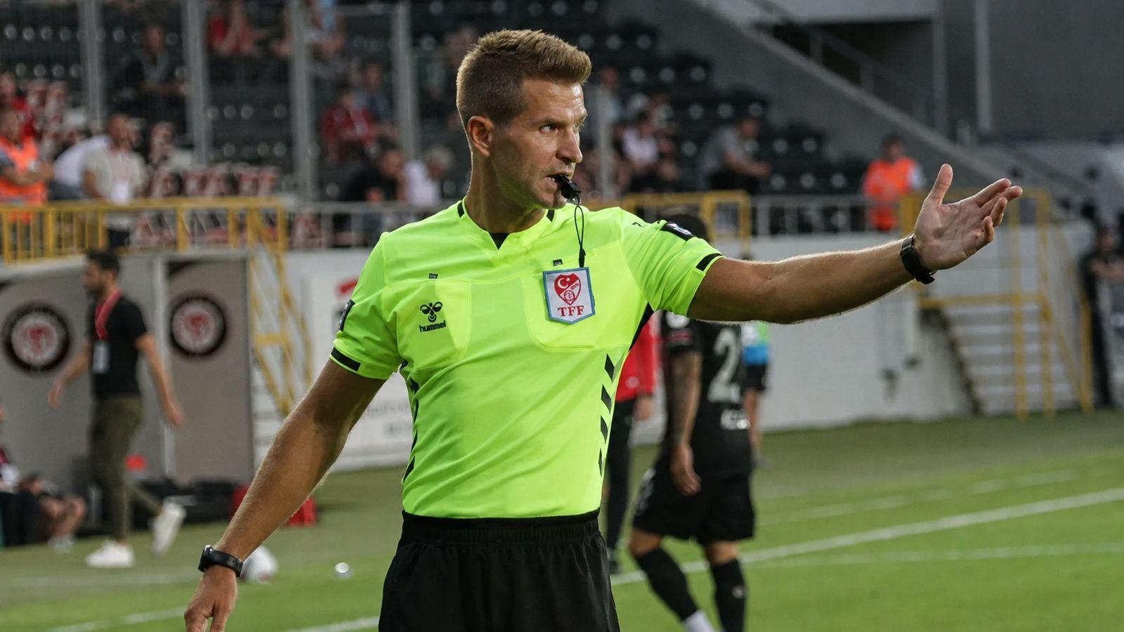 Beşiktaş - Erzurumspor FK maçının hakemi belli oldu!