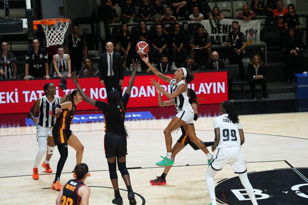 Beşiktaş BOA, sezona galibiyetle başladı!