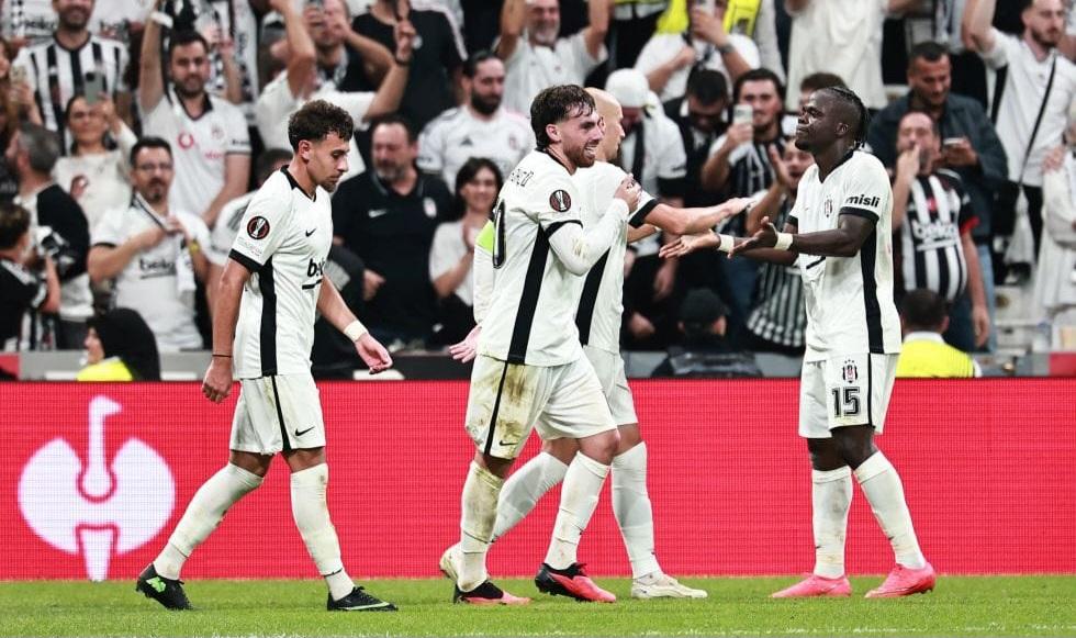 Beşiktaş, Marsilya'yı 4 golle geçti!