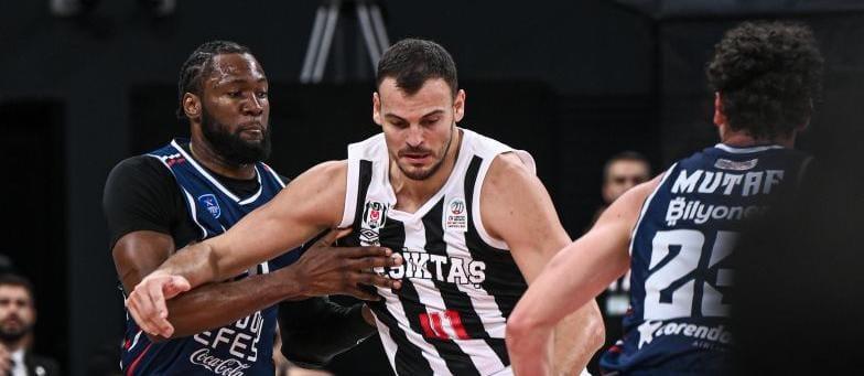 Beşiktaş, sezona mağlubiyetle başladı!