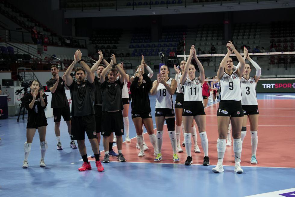 Beşiktaş, Axa Sigorta Kupa Voley'e veda etti!